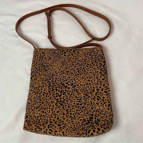 Madewell The Slim Brooklyn Crossbody Bag in Mini Leopard Calf Hair - Picture 4 of 10